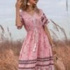 Robe De Campagne À Fleurs Roses -Mode Bohème Soldes 2021 Summer New Style Pink Floral Tie Neck Slim Fit Short Sleeved V Neck Dress Floral Clothes 5b20c2a7 8c4b 490f 8a40 31d8339a87b3