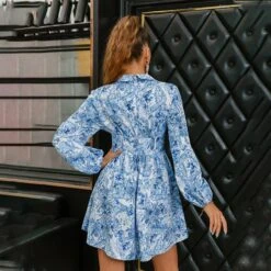 Robe Courte Vintage Florale Bleue -Mode Bohème Soldes 865201593471991808 930b0fdd de01 44d3 a866 7385c4c44b66