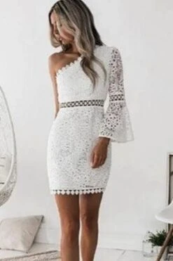 Robe Courte Bohème Blanche Asymétrique